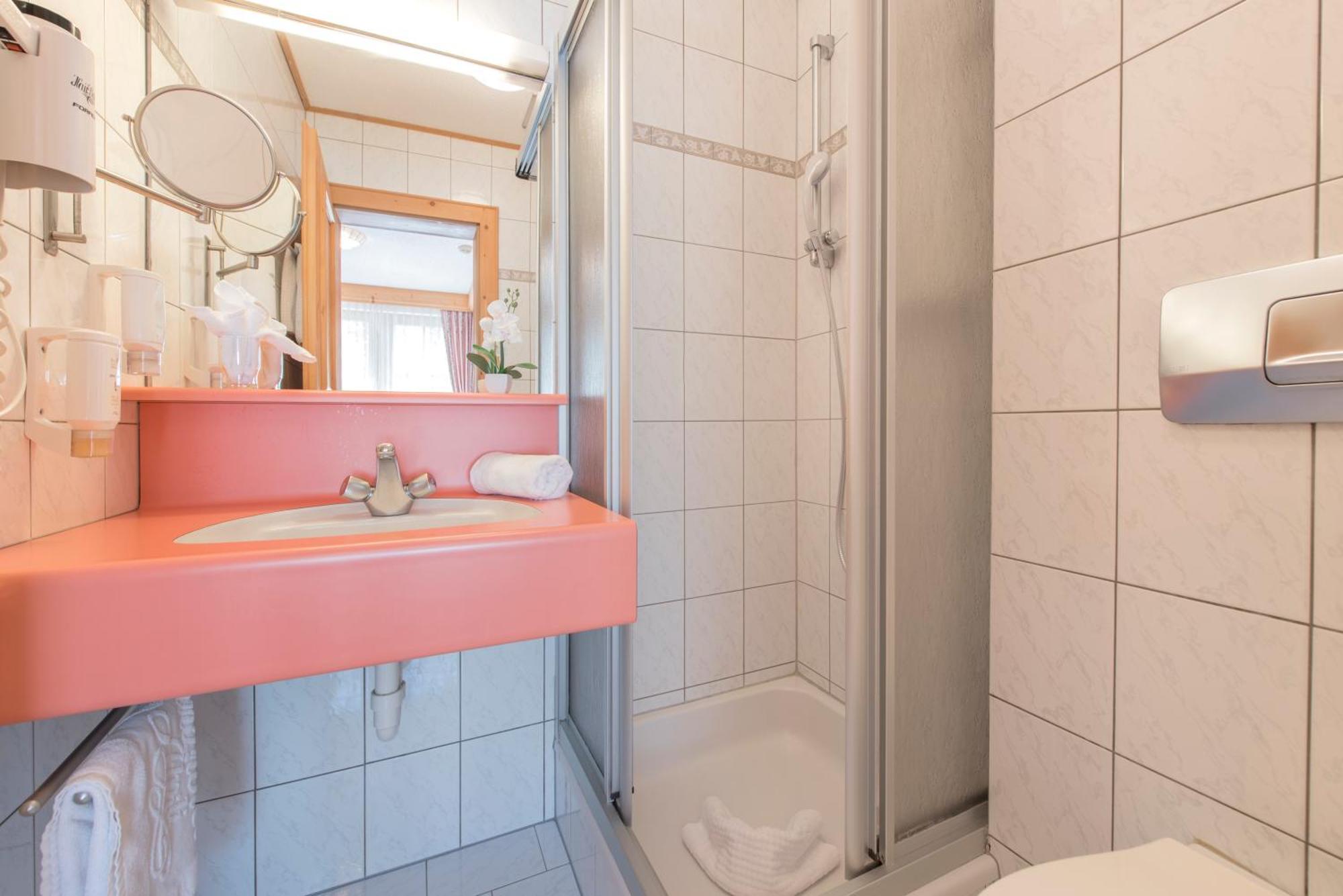 Landhotel Aelpili Гашум Экстерьер фото